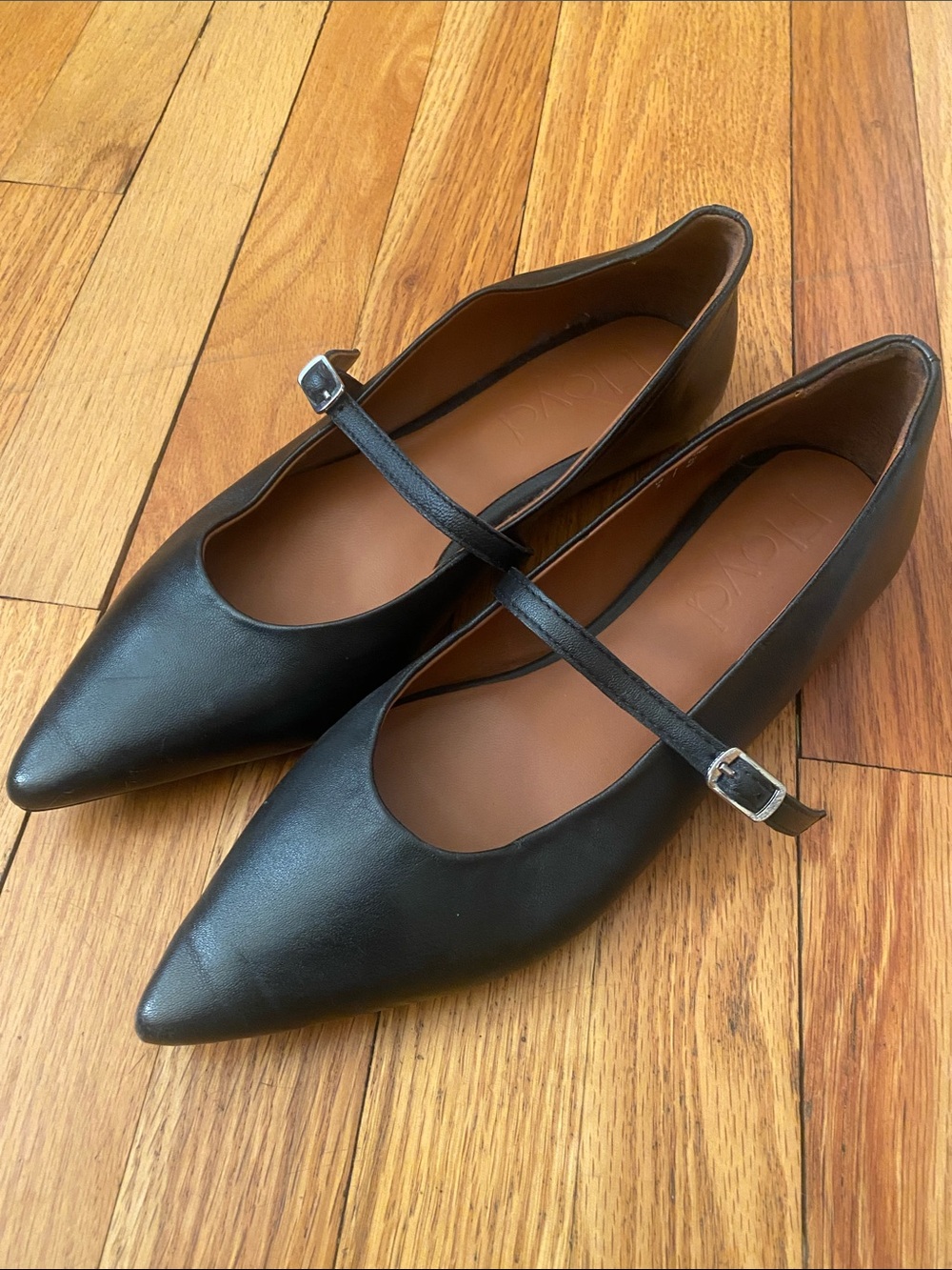 Floyd Black Mary Jane Flats Size 9 Leather Super Cute Worn Once